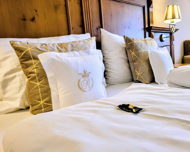 Kopfpolster_Standart_Zimmer_hell